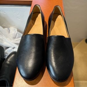 Dansko Leather Flats